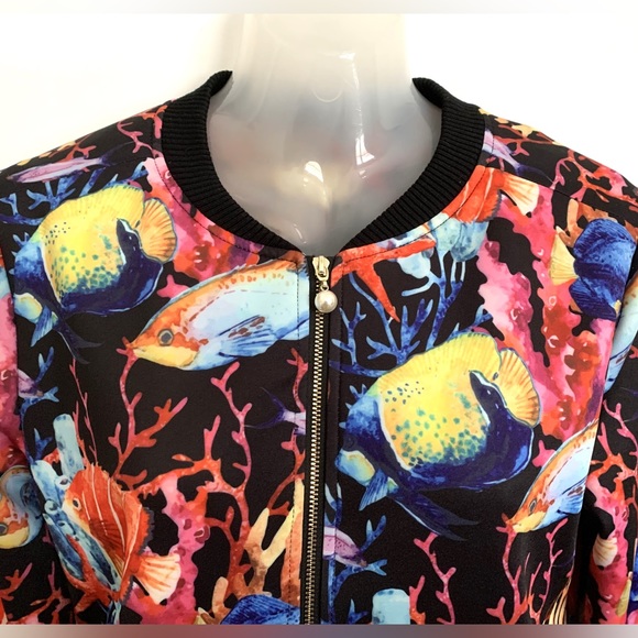 Woman's Freebird Jacket. Size Small. Fish Design. Excellent condition - Picture 2 of 5